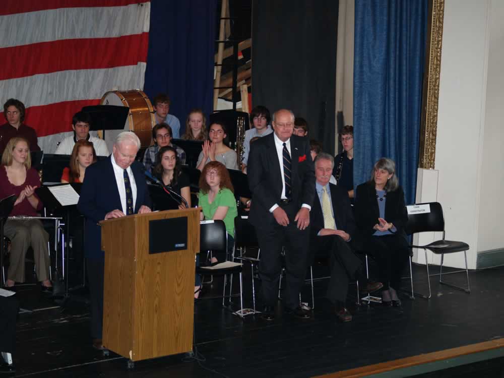 Moderator Thomas ODonnell introduces Bruce Rabuffo